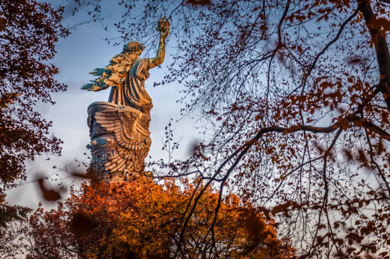 Niederwalddenkmal bei Rüdesheim, Rheingau, Hessen, Deutschland