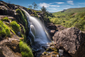 Loop of Fintry Wasserfall